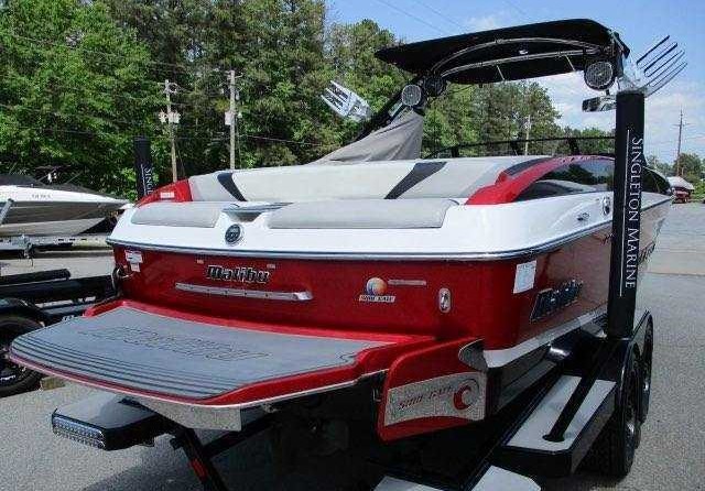 Malibu Wakesetter 24 MXZ
