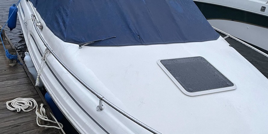 Sea ray 215 express cruiser