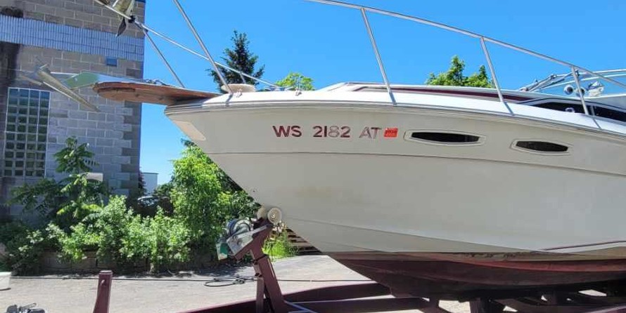 Sea ray 270 sundancer