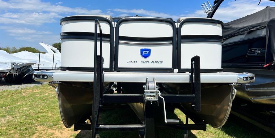 Premier Pontoons Solaris 250 RE