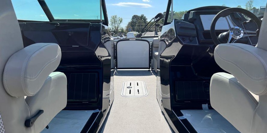 Premier Pontoons Solaris 250 RE