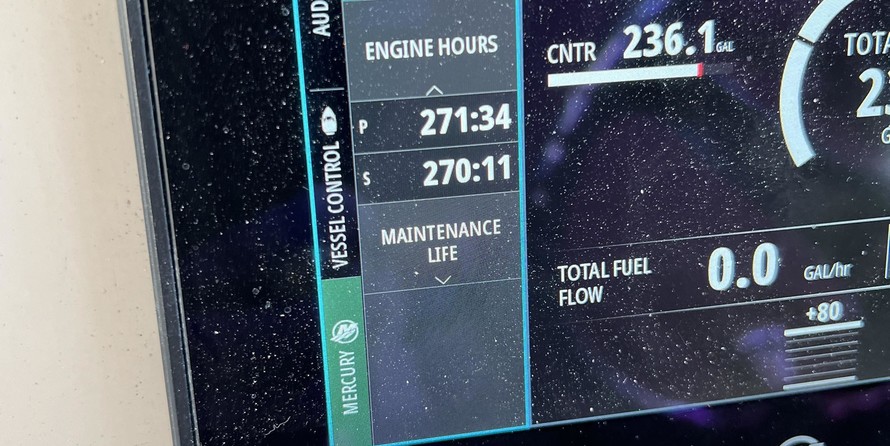 Boston Whaler 315 Conquest