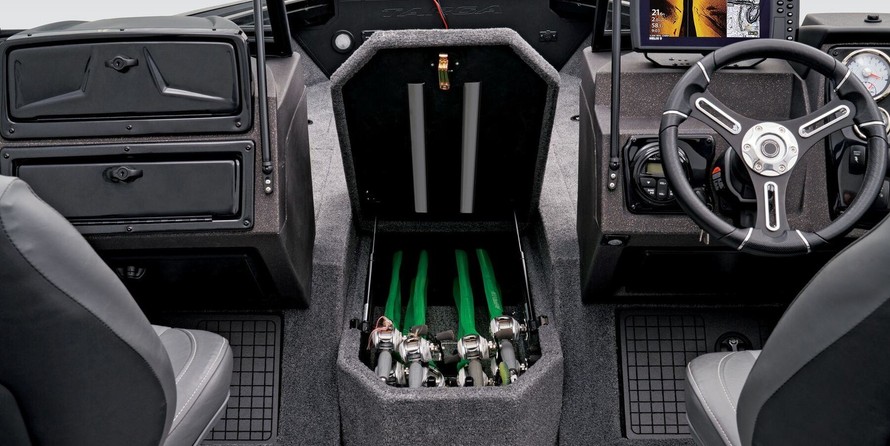 Tracker Targa V-19 WT