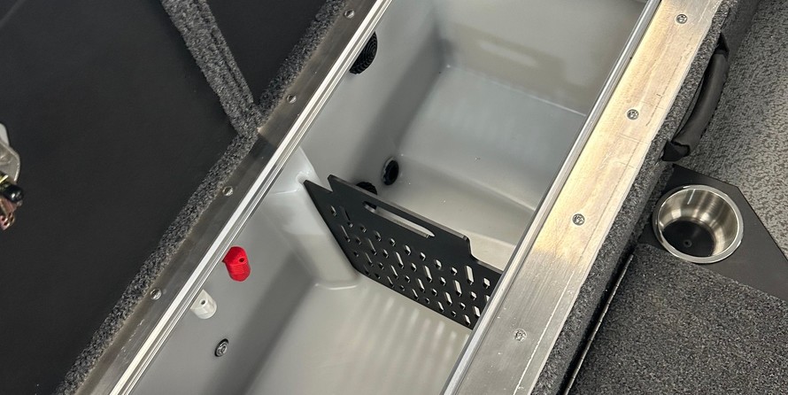 Lund Boats 1875 Pro-V Bass