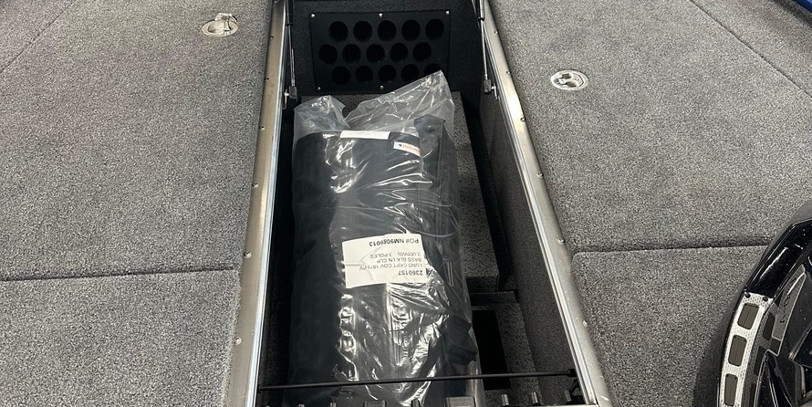 Lund Boats 1875 Pro-V Bass