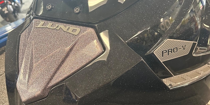 Lund Boats 1875 Pro-V Bass