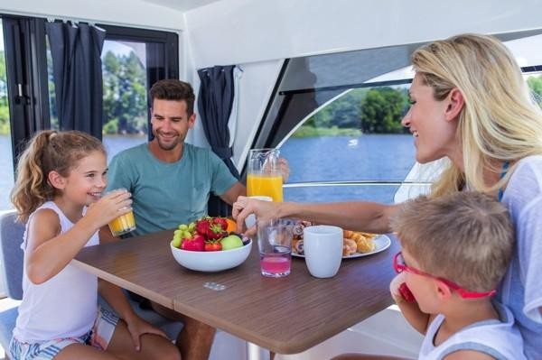 Beneteau Antares 9 OB