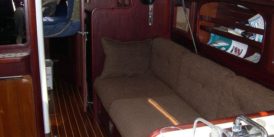 Steeler Bronson 36 Islander