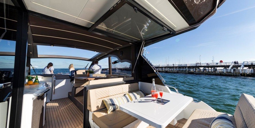 Galeon 425 HTS