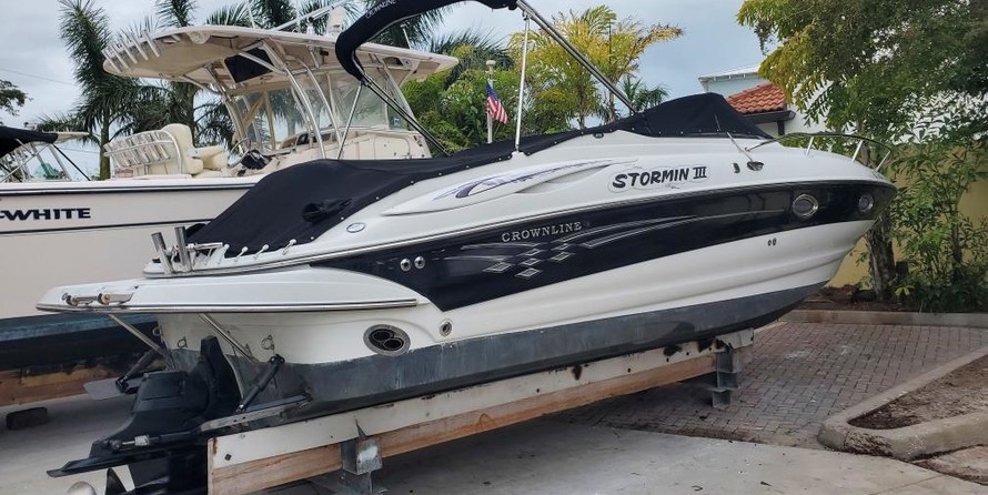 Crownline 275 CCR