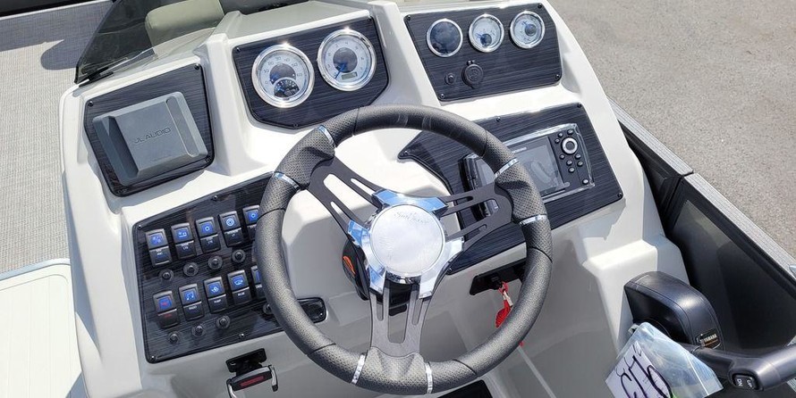 Sunchaser Boats Geneva Sport 24 LR DH Sport