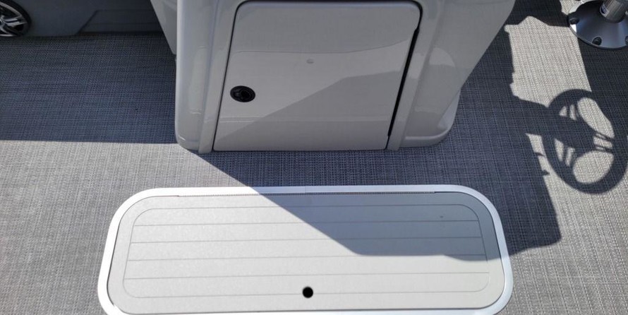 Sunchaser Boats Geneva Sport 24 LR DH Sport