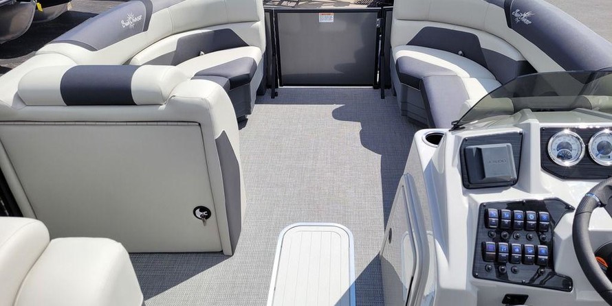 Sunchaser Boats Geneva Sport 24 LR DH Sport