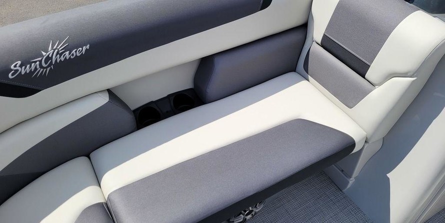 Sunchaser Boats Geneva Sport 24 LR DH Sport