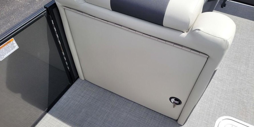 Sunchaser Boats Geneva Sport 24 LR DH Sport