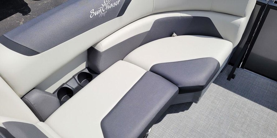 Sunchaser Boats Geneva Sport 24 LR DH Sport