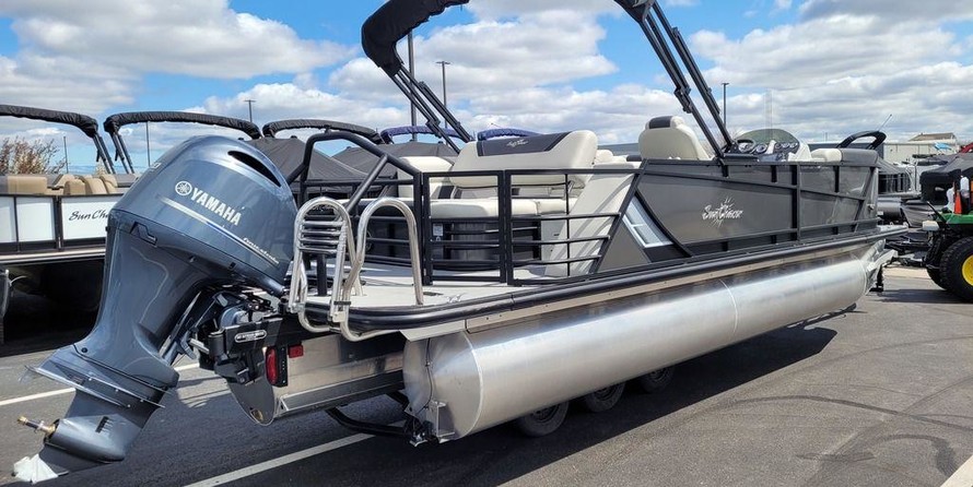 Sunchaser Boats Geneva Sport 24 LR DH Sport
