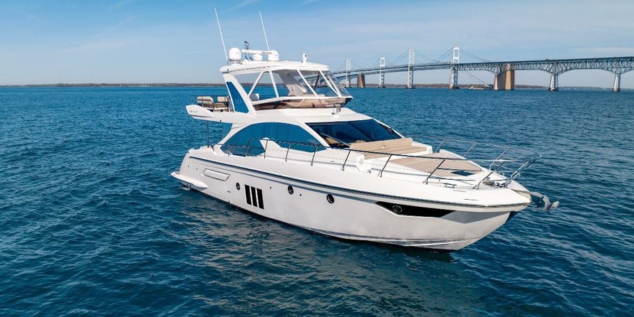 Azimut 50 Fly Galley Up