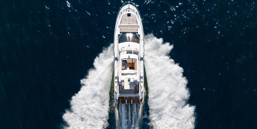 Azimut 50 Fly Galley Up