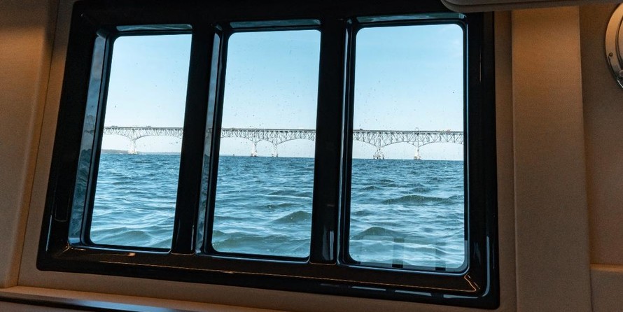 Azimut 50 Fly Galley Up