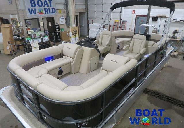 Premier Pontoons Navigator 220
