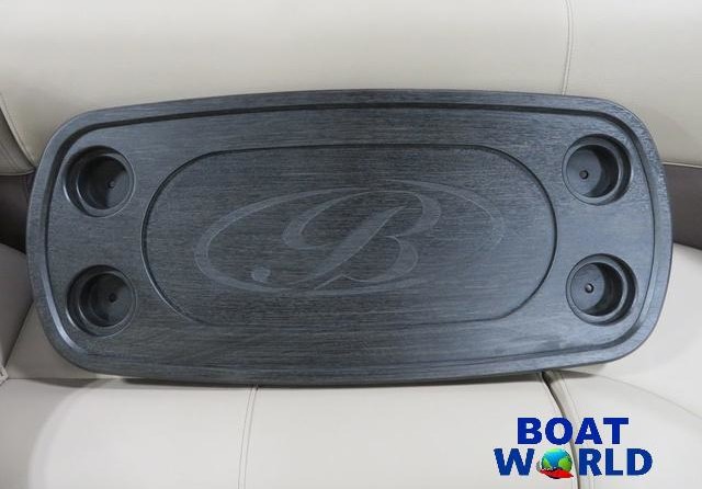 Premier Pontoons Navigator 220