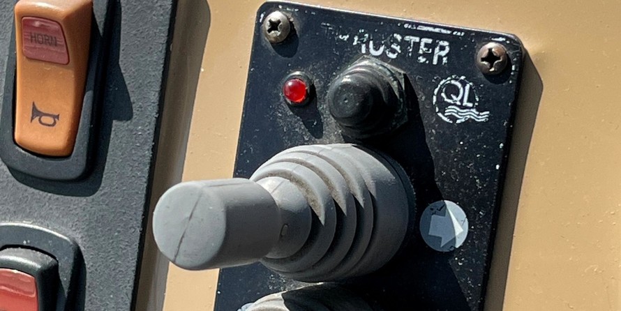 Carver 450 Voyager Skylounge