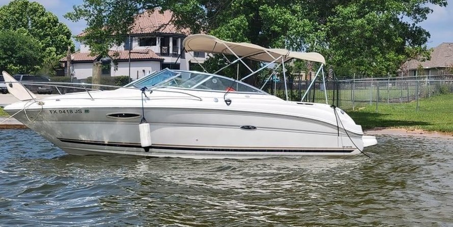 Sea ray 225 weekender