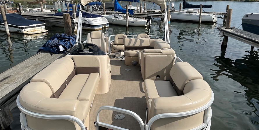 Sun Tracker SportFish 22 XP3