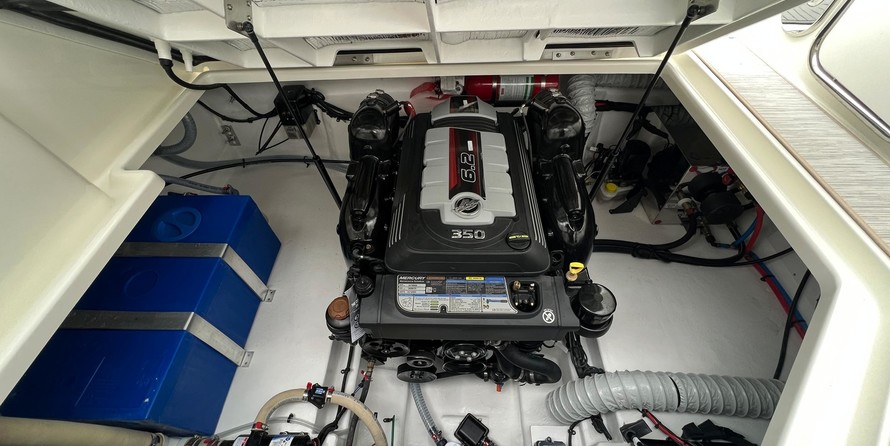 Sea Ray Sundancer 265