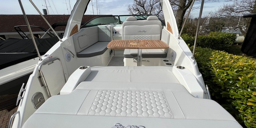 Sea Ray Sundancer 265