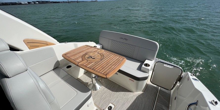 Sea Ray Sundancer 265