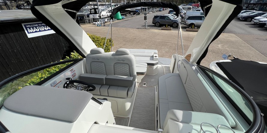 Sea Ray Sundancer 265