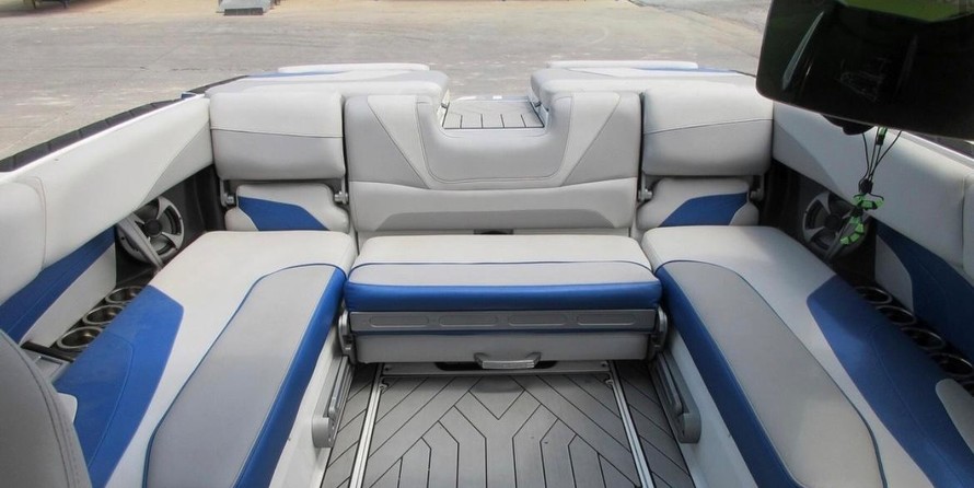 Malibu Wakesetter 24 MXZ