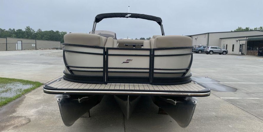 Starcraft Marine SLS 3