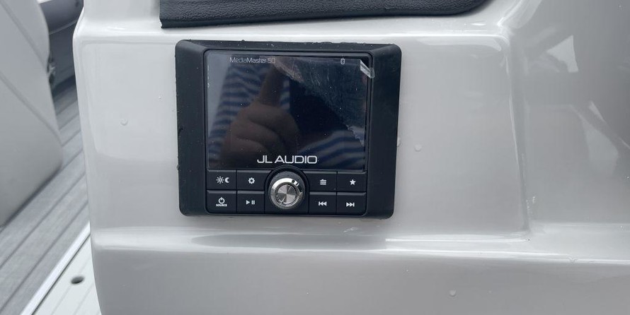 Starcraft Marine SLS 3