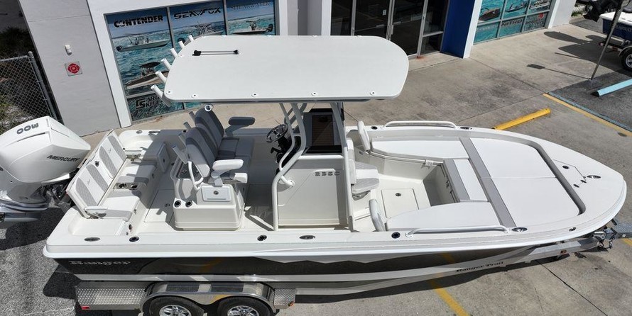 Ranger boats 2400 bay