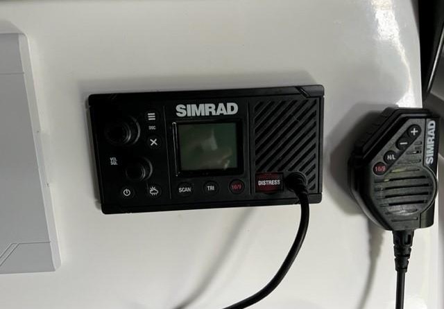 228 Sea Fox Commander