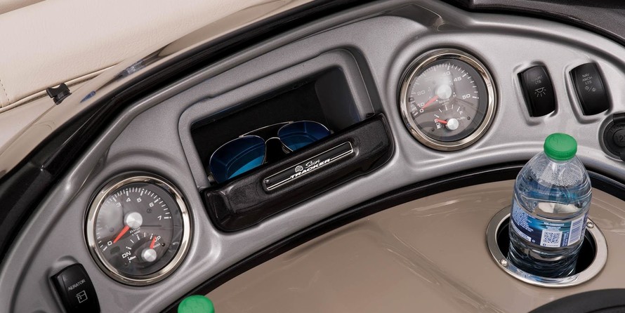 Sun Tracker Fishin Barge 22 DLX