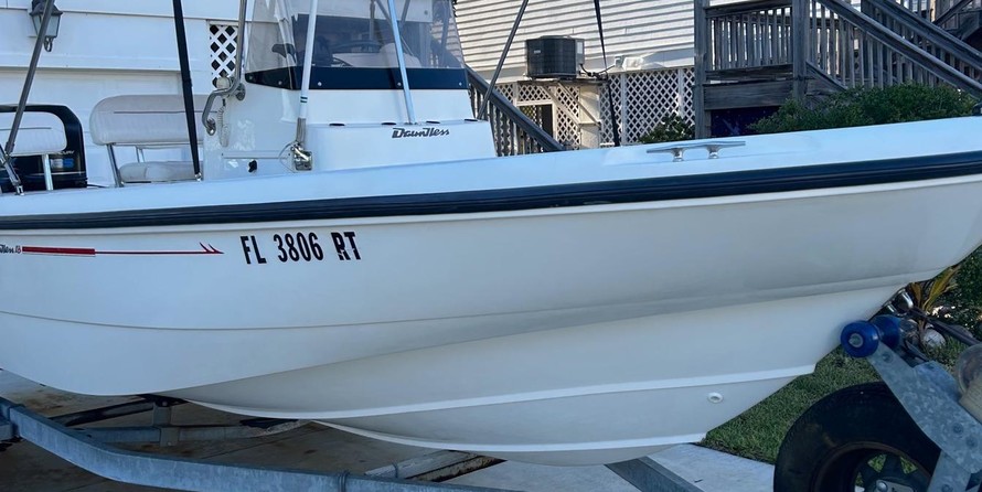 Boston Whaler 180 Dauntless