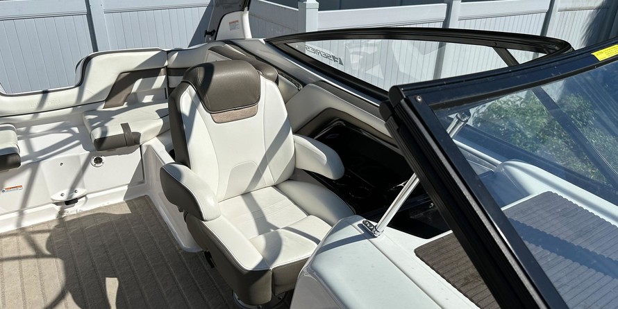 Yamaha 242 LIMITED S E-SERIES