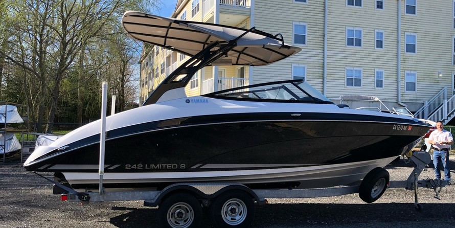 Yamaha 242 LIMITED S E-SERIES