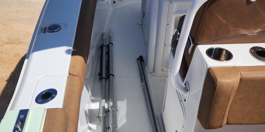 Sea Ray hunt ultra 211