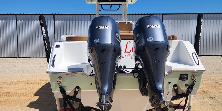 Sea Ray hunt ultra 211