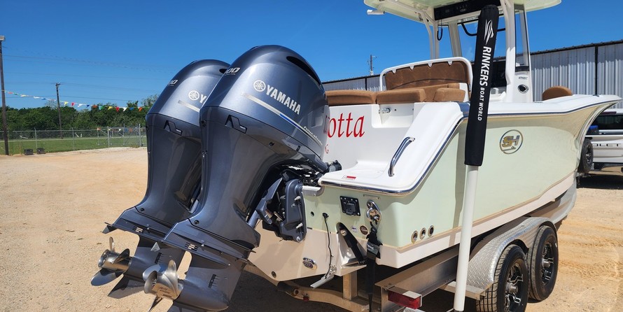 Sea Ray hunt ultra 211