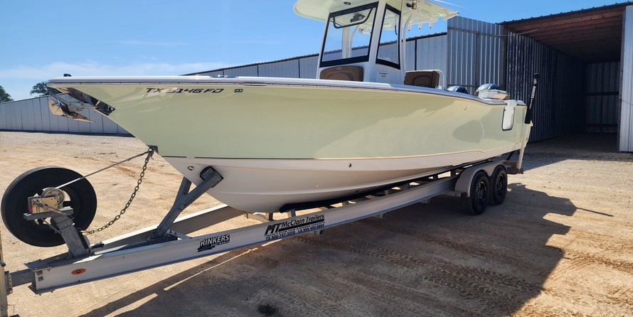 Sea Ray hunt ultra 211