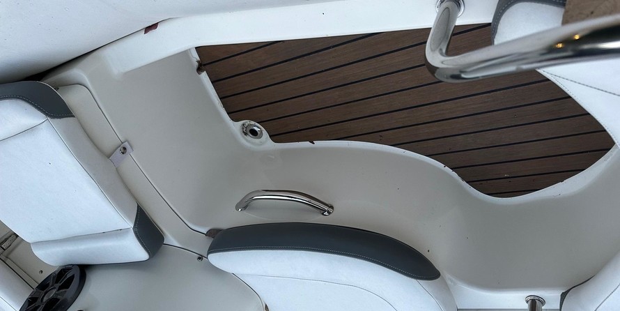 Zodiac Yachtline 380