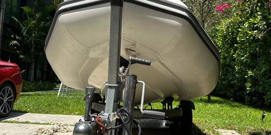 Zodiac Yachtline 380