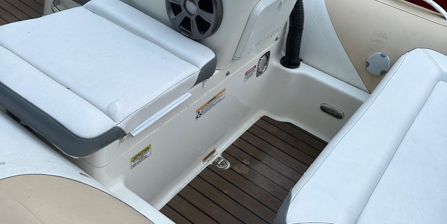 Zodiac Yachtline 380