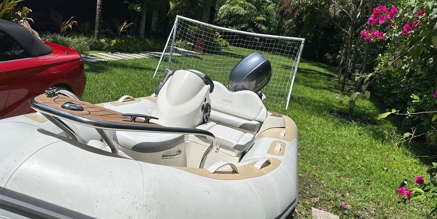 Zodiac Yachtline 380